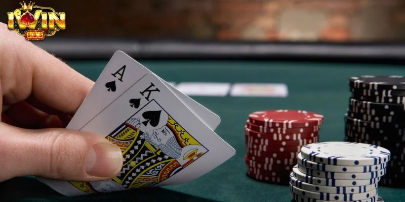 Những thông tin cơ bản về Poker IWIN mà bạn cần biết.